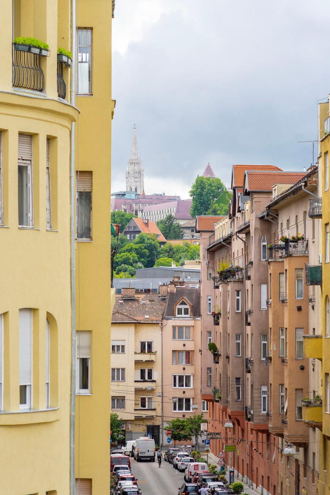 Beautiful Spacious Three-Room Suite Close To Buda Castle Будапеща Екстериор снимка