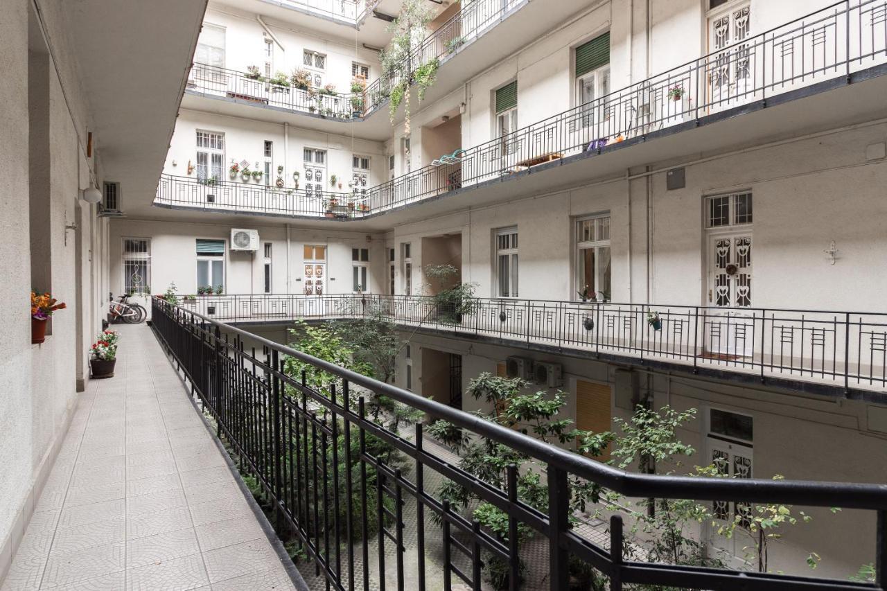 Beautiful Spacious Three-Room Suite Close To Buda Castle Будапеща Екстериор снимка